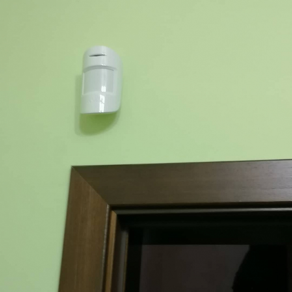 беспроводной датчик движения